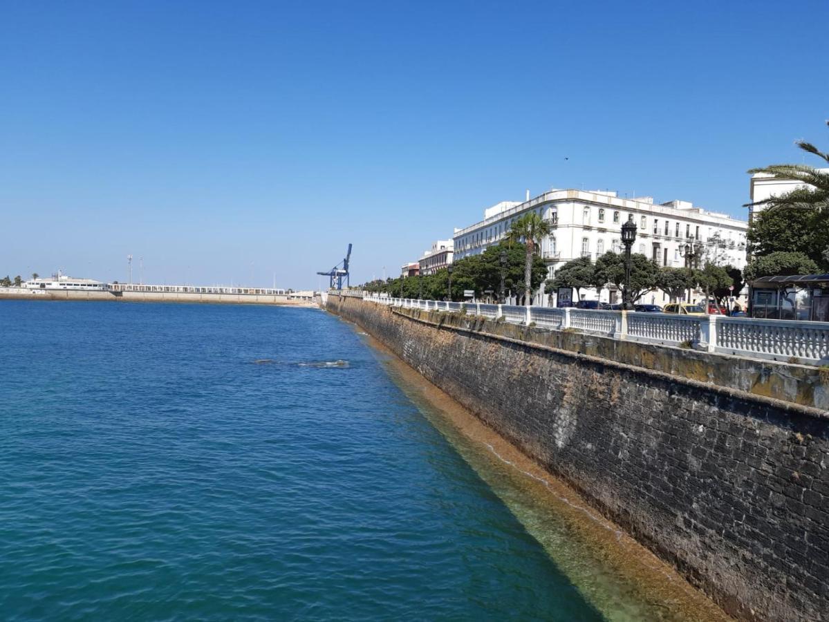 Apartmán Atico Banos Del Carmen Cádiz Exteriér fotografie